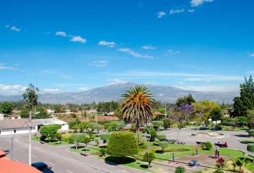 Hotel Hostal El Parque Tababela