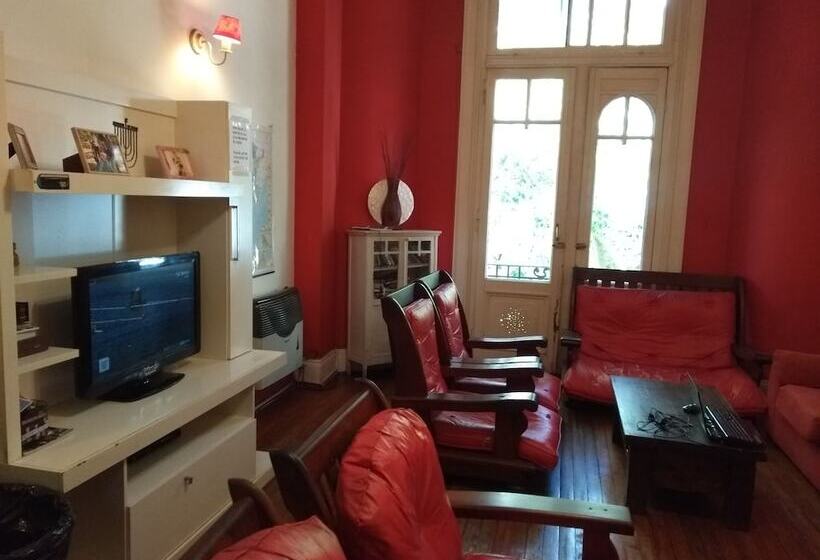 هتل Hostel Estoril