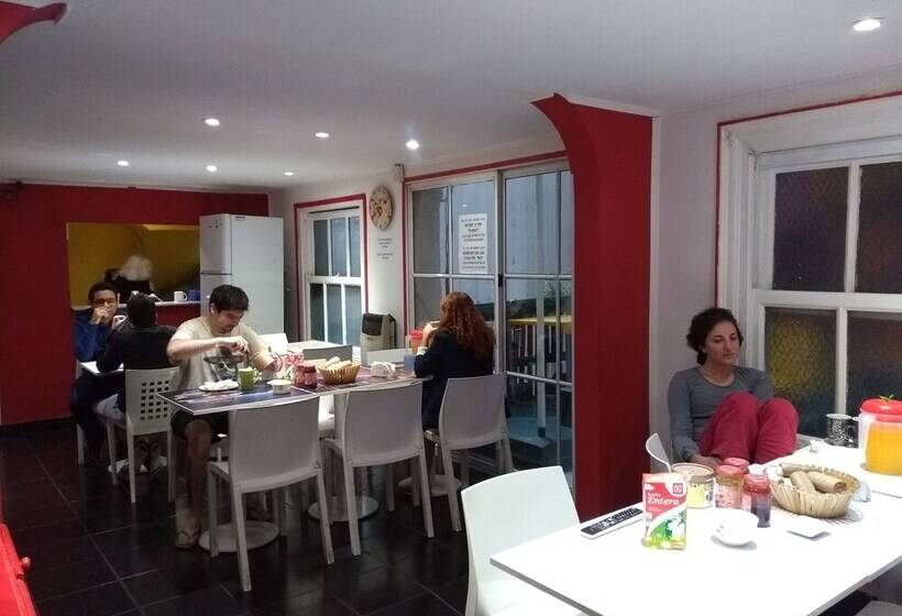 هتل Hostel Estoril