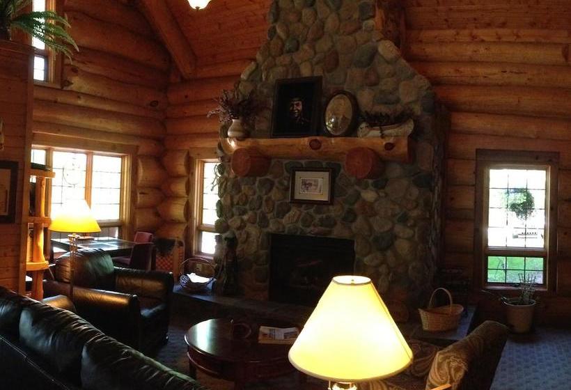 Отель Konkapot Lodge