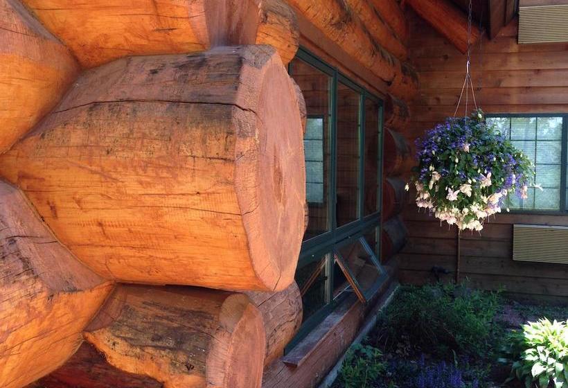 Отель Konkapot Lodge