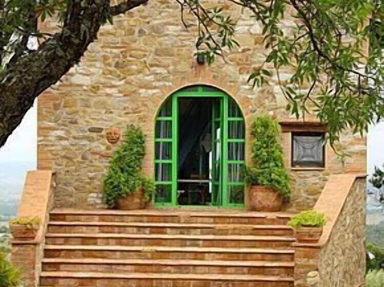 هتل La Casetta Nel Bosco