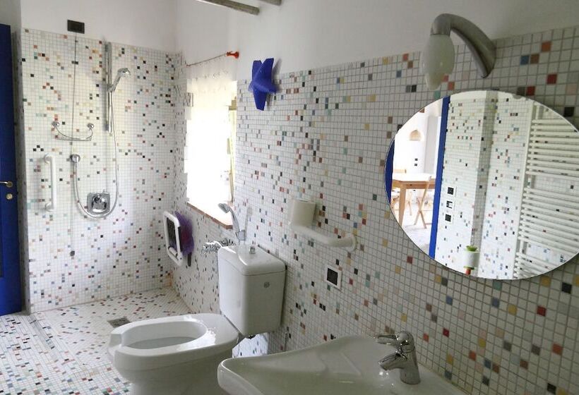 هتل La Casetta Nel Bosco