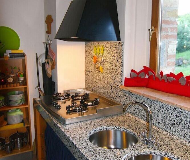 هتل La Casetta Nel Bosco