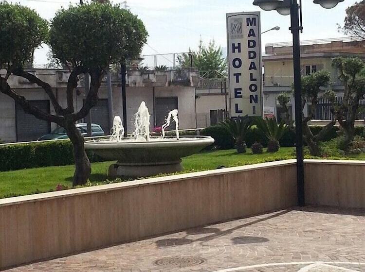 酒店 Maddaloni