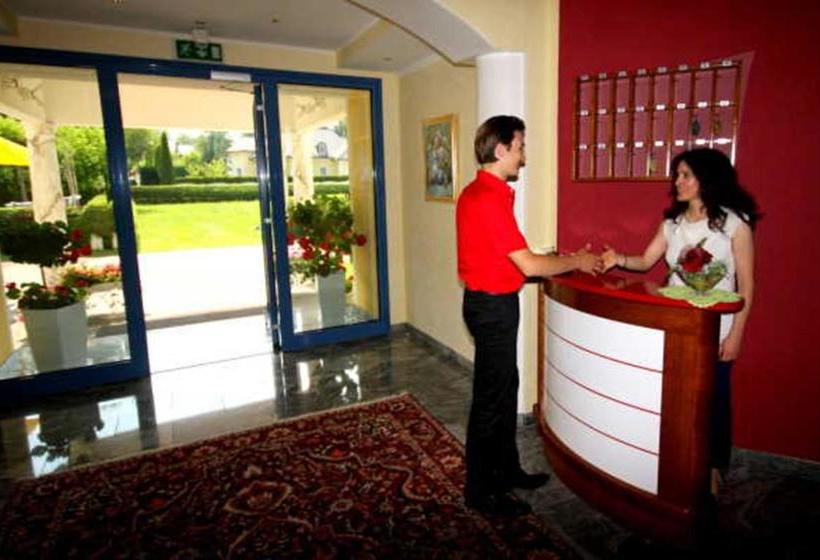 בית מלון כפרי Pension Helios