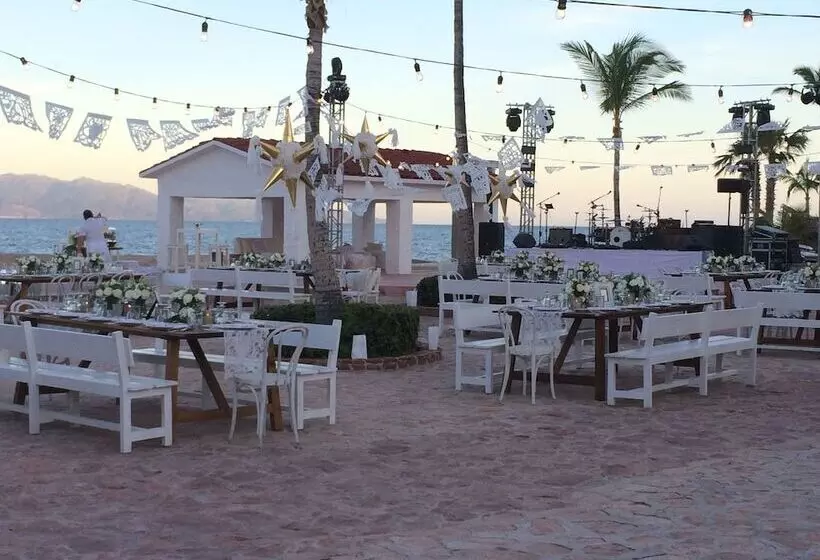 Hotelli Rancho Las Cruces