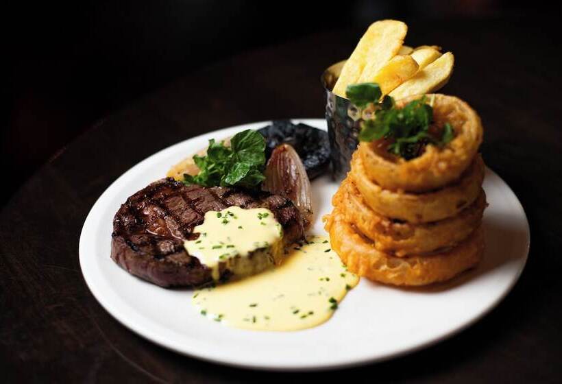 酒店 The Huntsman Inn