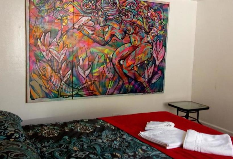 فندق The Princesa Insolente Hostel