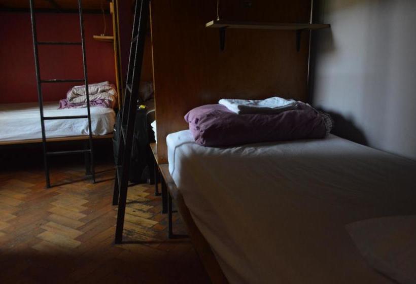 فندق The Princesa Insolente Hostel