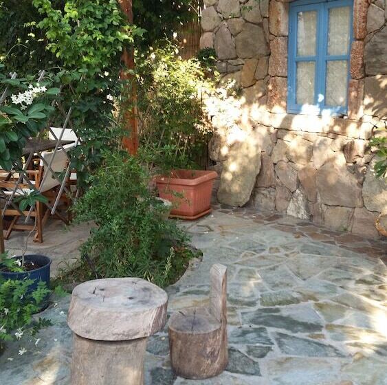 Hotel Tilemachos Rooms & Studios