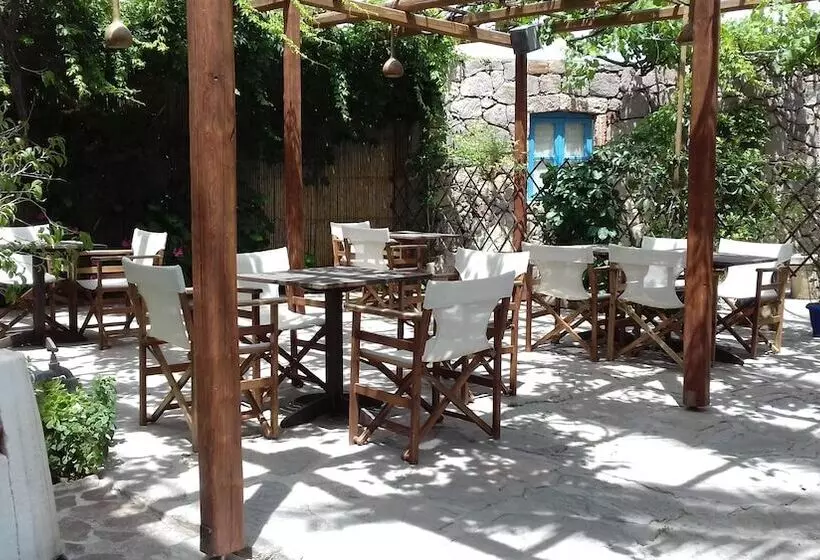 هتل Tilemachos Rooms & Studios