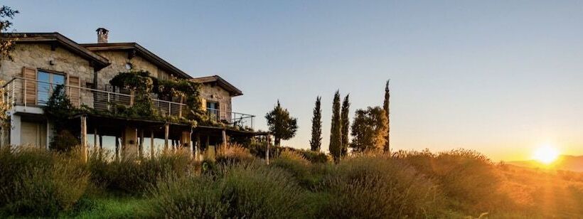 Отель Valdonica Winery Fine Dine & Wine