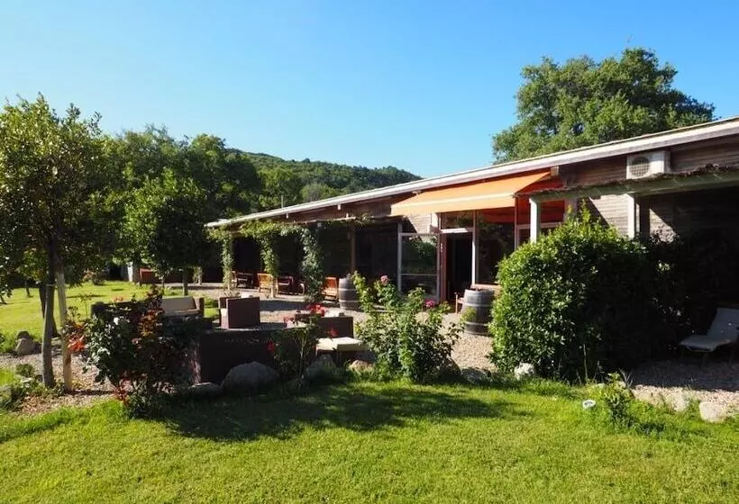 Hotelli Valdonica Winery Fine Dine & Wine