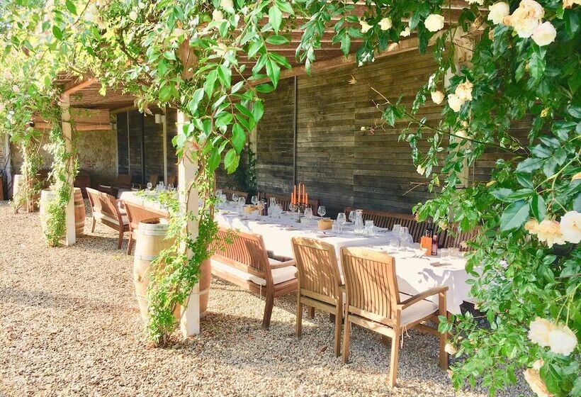 Отель Valdonica Winery Fine Dine & Wine