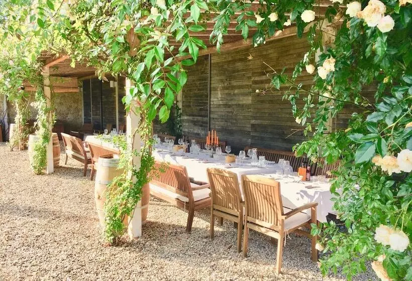 Hotelli Valdonica Winery Fine Dine & Wine