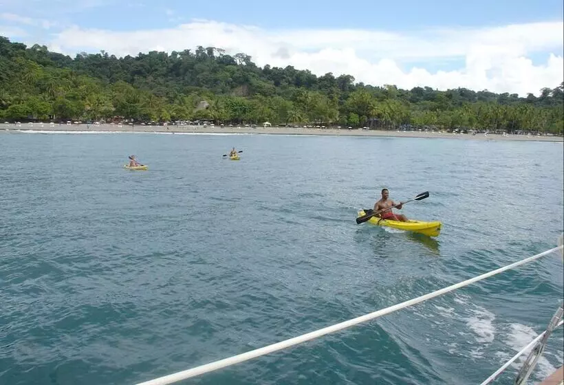 Oceanfront Hotel Verde Mar Direct Access To The Beach