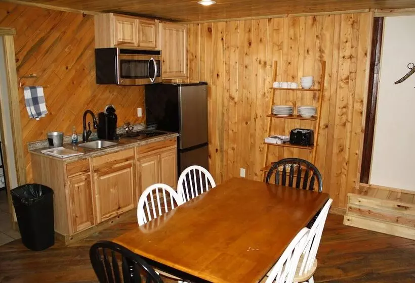 هتل Wapiti Lodge