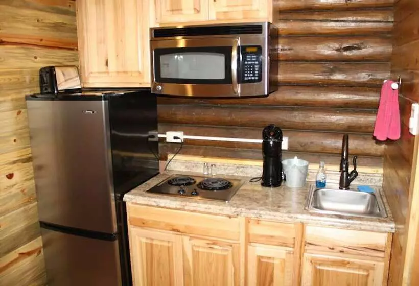 هتل Wapiti Lodge