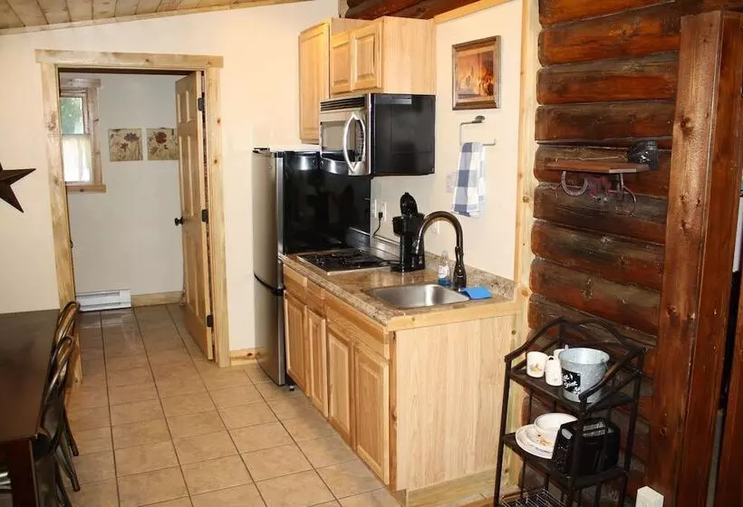 هتل Wapiti Lodge