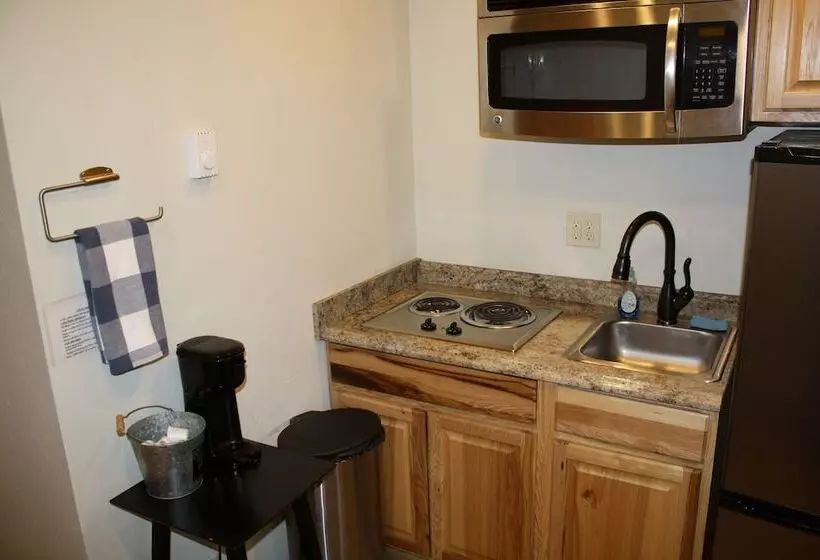 هتل Wapiti Lodge