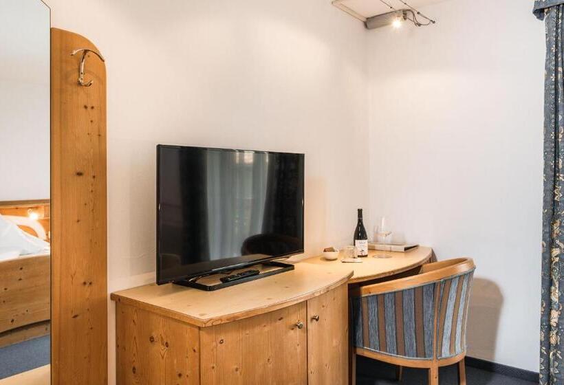 בית מלון כפרי Weingarten