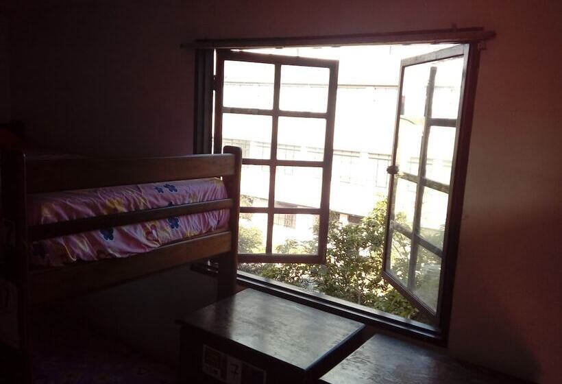 Nomade Backpackers Hostel