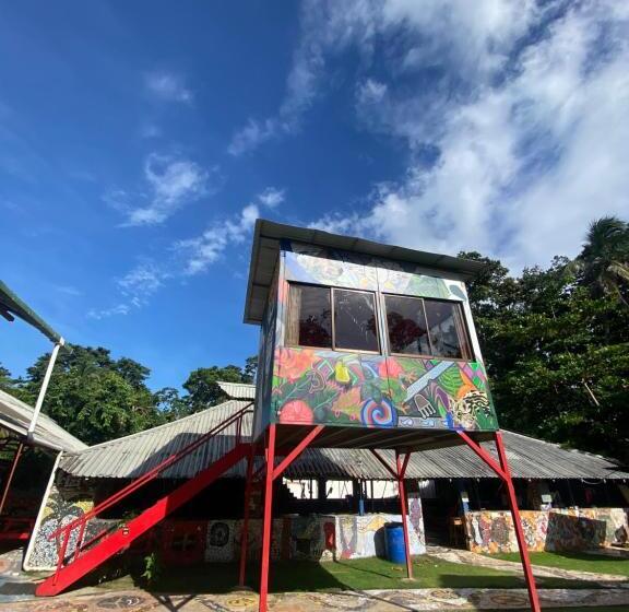 فندق صغير Rocking J's