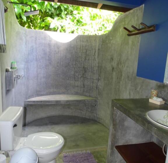 Bed and Breakfast Indigo Yoga Surf Resort