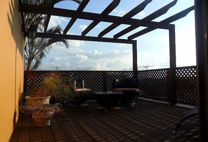 فندق 1915 Inn & Suites