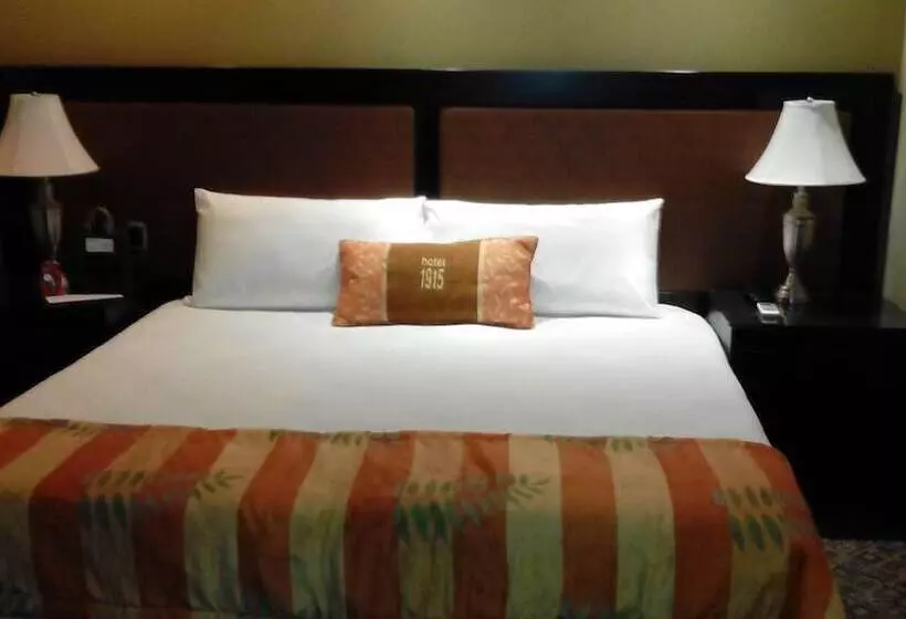 هتل 1915 Inn & Suites