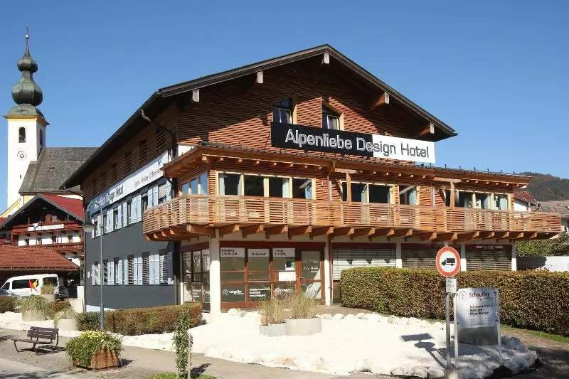 Hotelli Alpenliebe Design