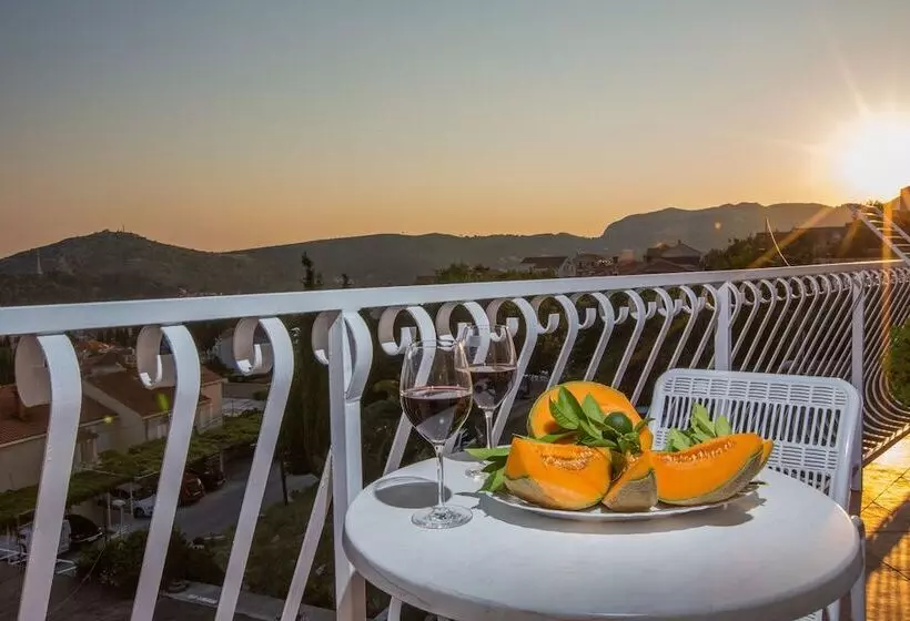 Hotelli Studio Apartment Andrijana