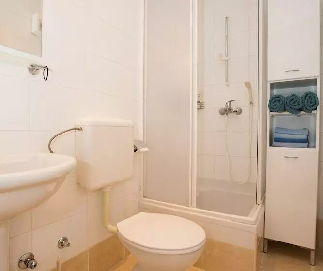 Hotelli Studio Apartment Andrijana