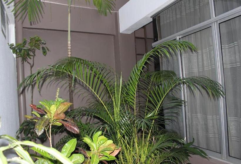 فندق Arenal By Regina