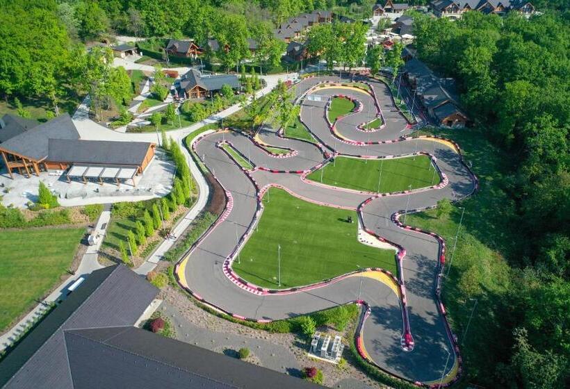 فندق Avalon Resort & Spa