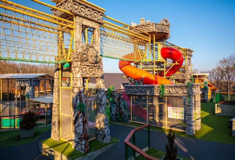 فندق Avalon Resort & Spa