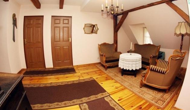 فندق Dworek Kutno