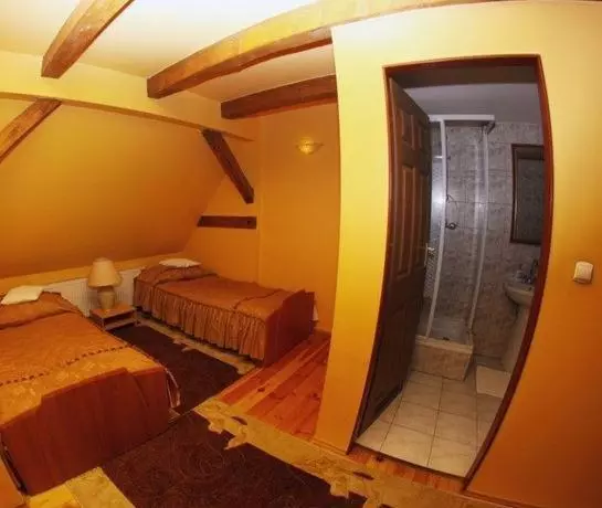 هتل Dworek Kutno