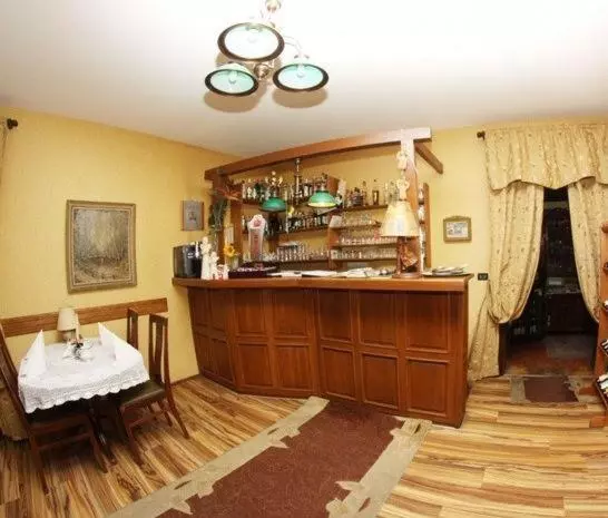 هتل Dworek Kutno