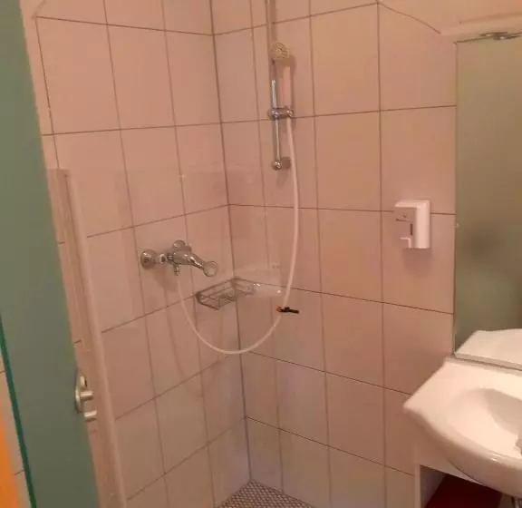 ホテル Gästehaus Krone