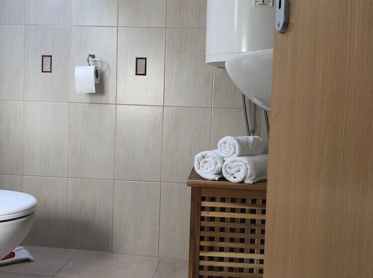 فندق Guest House Dijana