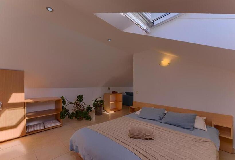 فندق Guest House Dijana