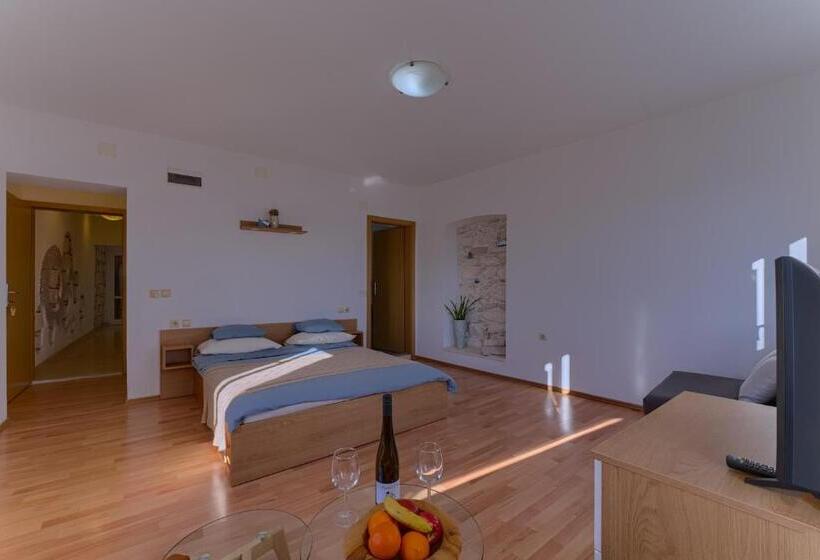 فندق Guest House Dijana