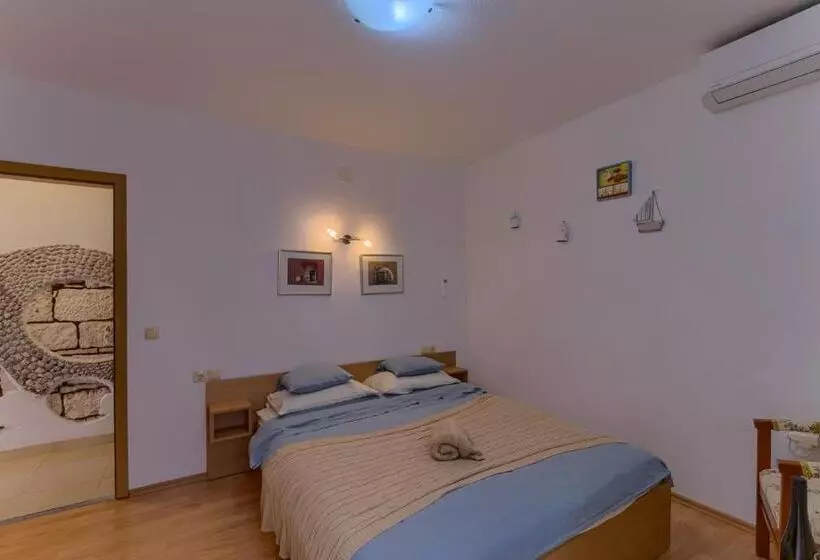 ホテル Guest House Dijana