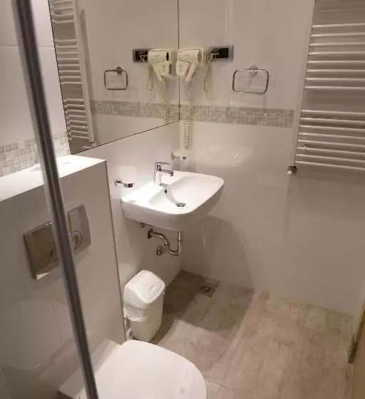 هتل Kragujevac