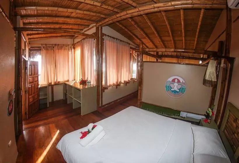 Hotelli Kundalini