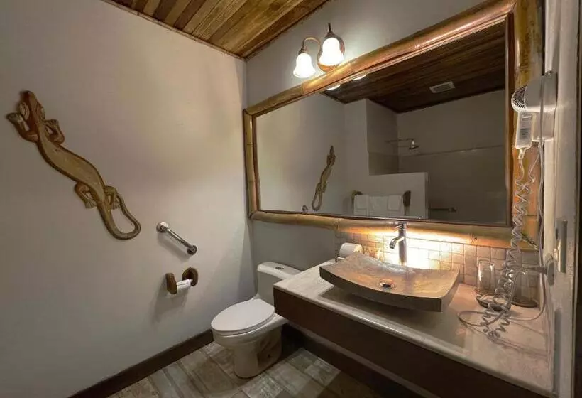ホテル Lost Iguana Resort And Spa