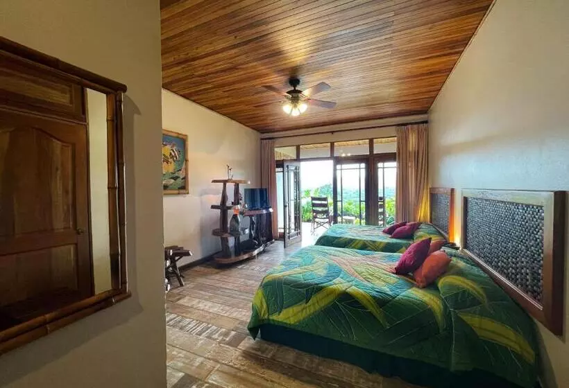 ホテル Lost Iguana Resort And Spa