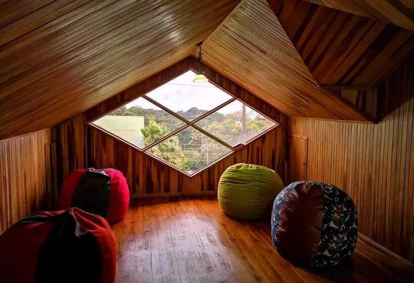 ホテル Monteverde Ecolodge